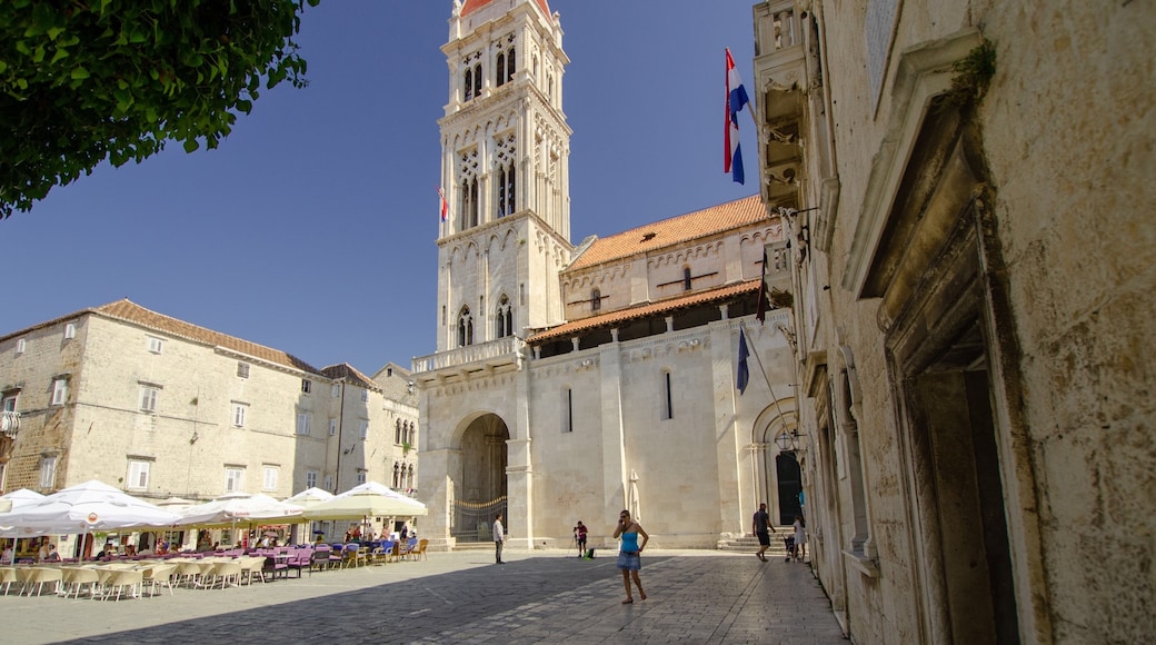 Kathedraal van Sint-Laurentius, Trogir, Split-Dalmatië, Kroatië