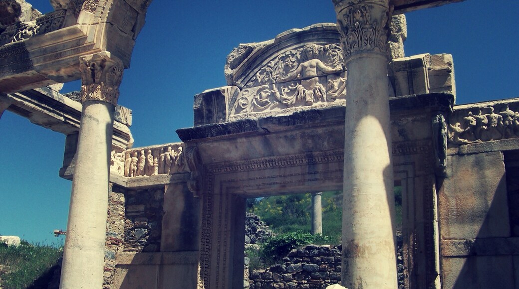 Temple of Hadrian, Selçuk, Izmir, Türkiye