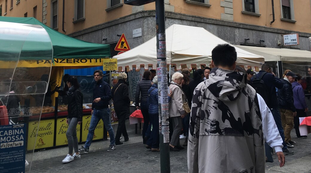 Porta Garibaldi, Milano, Lombardia, Italia