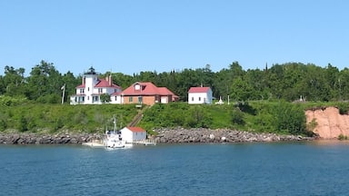 National Park Service rangers conduct tours of historic Raspberry Island Lighthouse.

#LifeAtExpedia