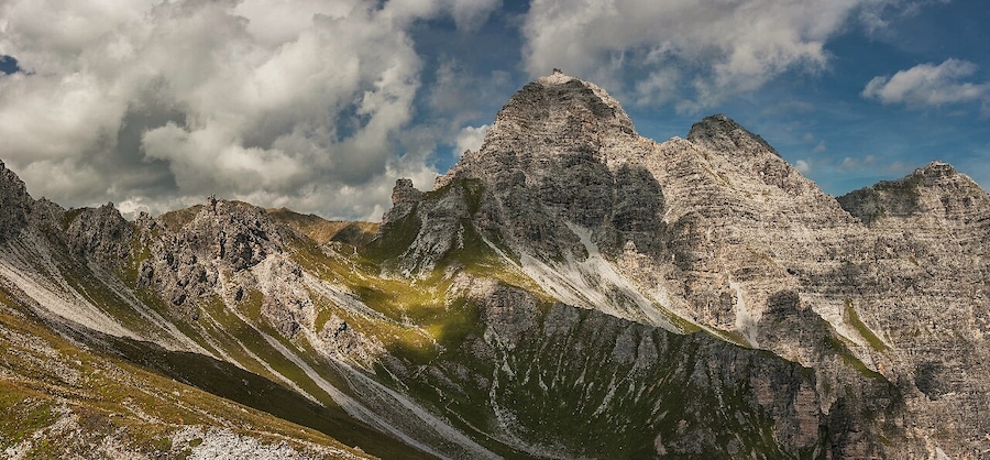 August 2017
Schlicker Seespitze, Kalkkoegel, Stubai Alps, Austria
Schlicker Seespitze is with its 2.804 meters altitude the highest peak of limestone range called Kalkkoegel. It consists of the true Dolomite and hence also called the North Tyrolean Dolomites resembling the more famous mountains in the South Tyrol land in Italy. You can reach the wonderful panorama trail using the Schlick 2000 lift from the village of Fulpmes just in the entrance of the Stubaital valley. It is the first major valley on the right when riding from Innsbruck to Italy via the Brenner saddle.