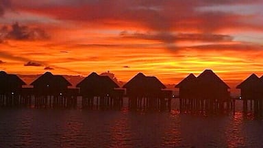 Sunset over ur water reef villa. Maldives, March 2018. My blog on the Maldives.   https://jozeel.weebly.com/maldives.html

#Golden travel.