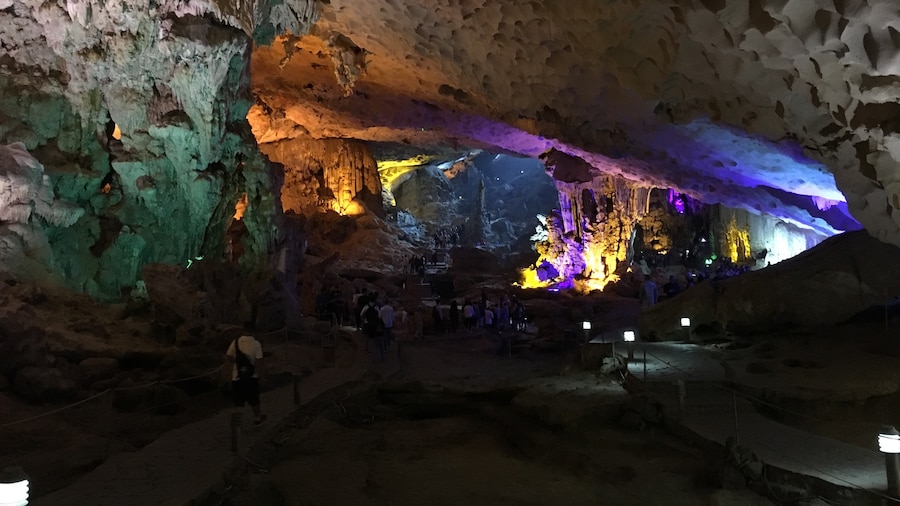 Dau Go Cave