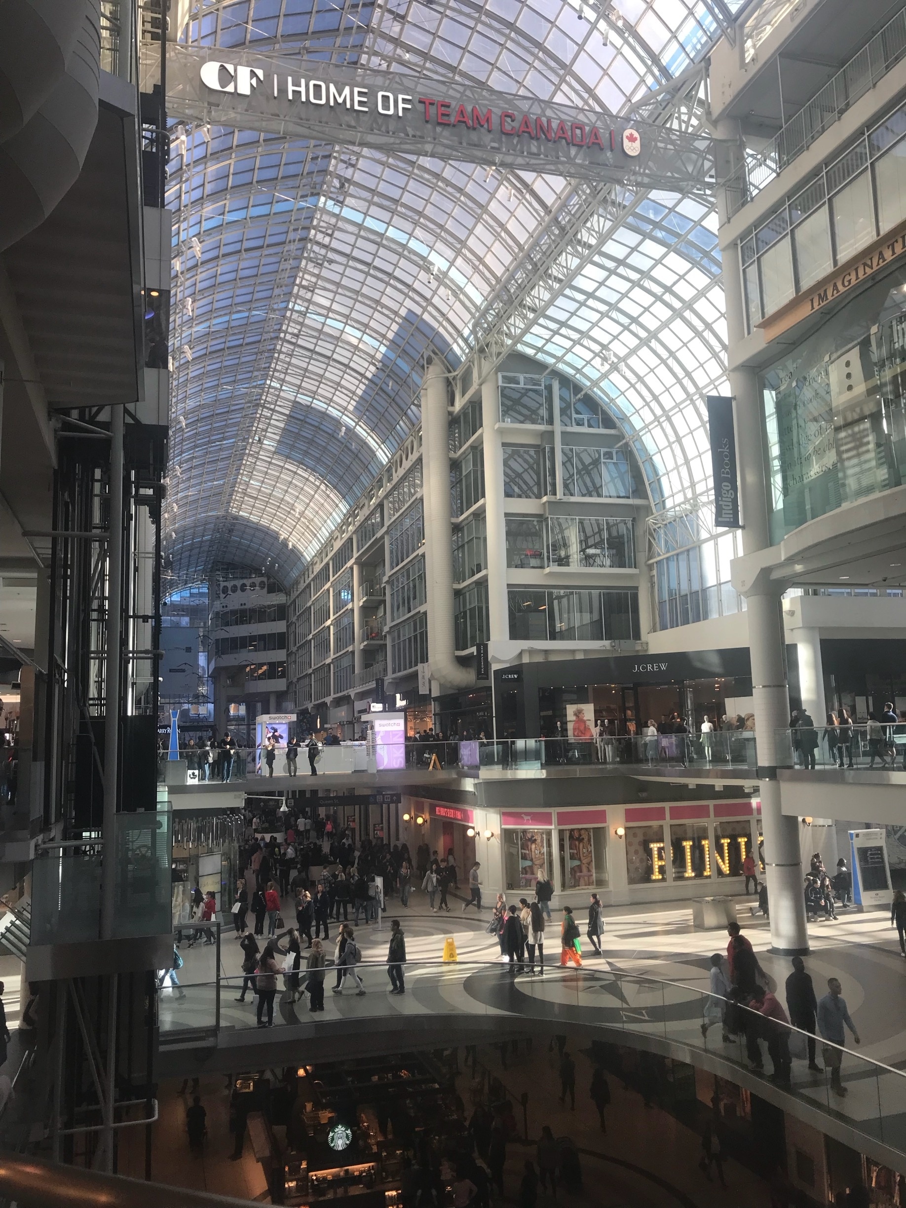 3 Tips for Shopping at The CF Eaton Centre - Pantages Hotel