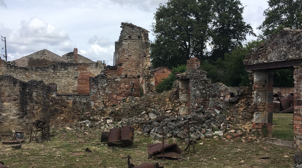 オラドゥール シュル グラヌ (ナチスの虐殺により廃墟となった村), リモージュ - オート ヴィエンヌ (県), フランス