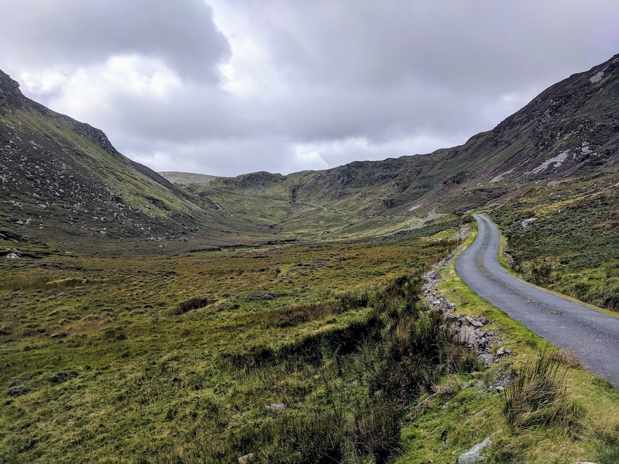 The desolate, narrow and scenic roads make Ireland is one of the best places to go on a road trip with your friends.
#explore #roadtrip #donegal #ireland