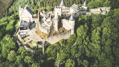 Proud above the river Sûre stands majestically the castle of Bourscheid.

#luxembourg #castle #perspectives #outside #bourscheid, history

Make sure you follow me on: https://www.facebook.com/ShotByCanipel/ https://www.instagram.com/canipel/