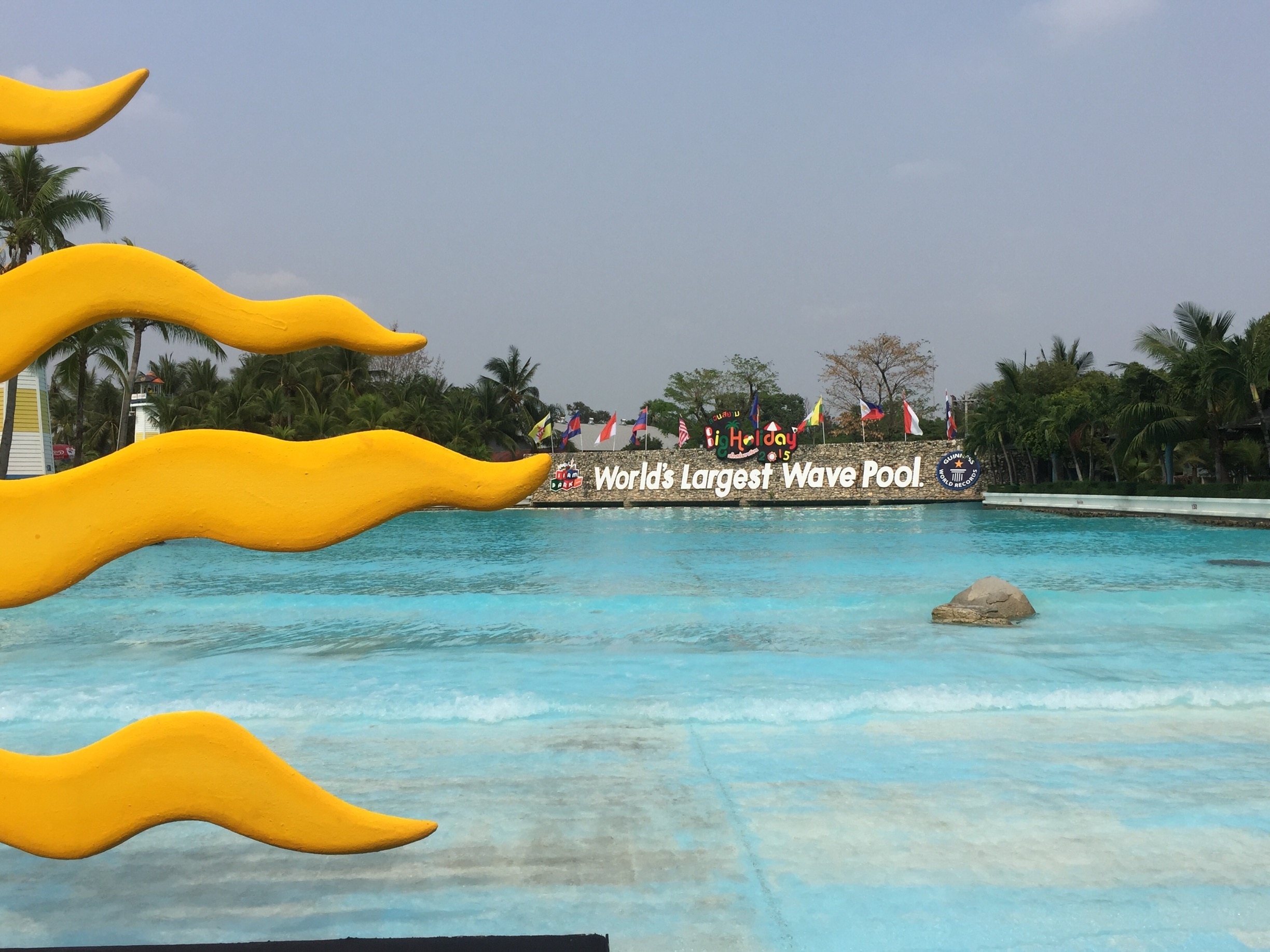 Bangkok has plenty of family tourist attractions. One of the most popular has been Siam Park City which has the world's largest wave pool. It has fun rides, shows and picnic areas. Come on a weekday when there are not too many people.