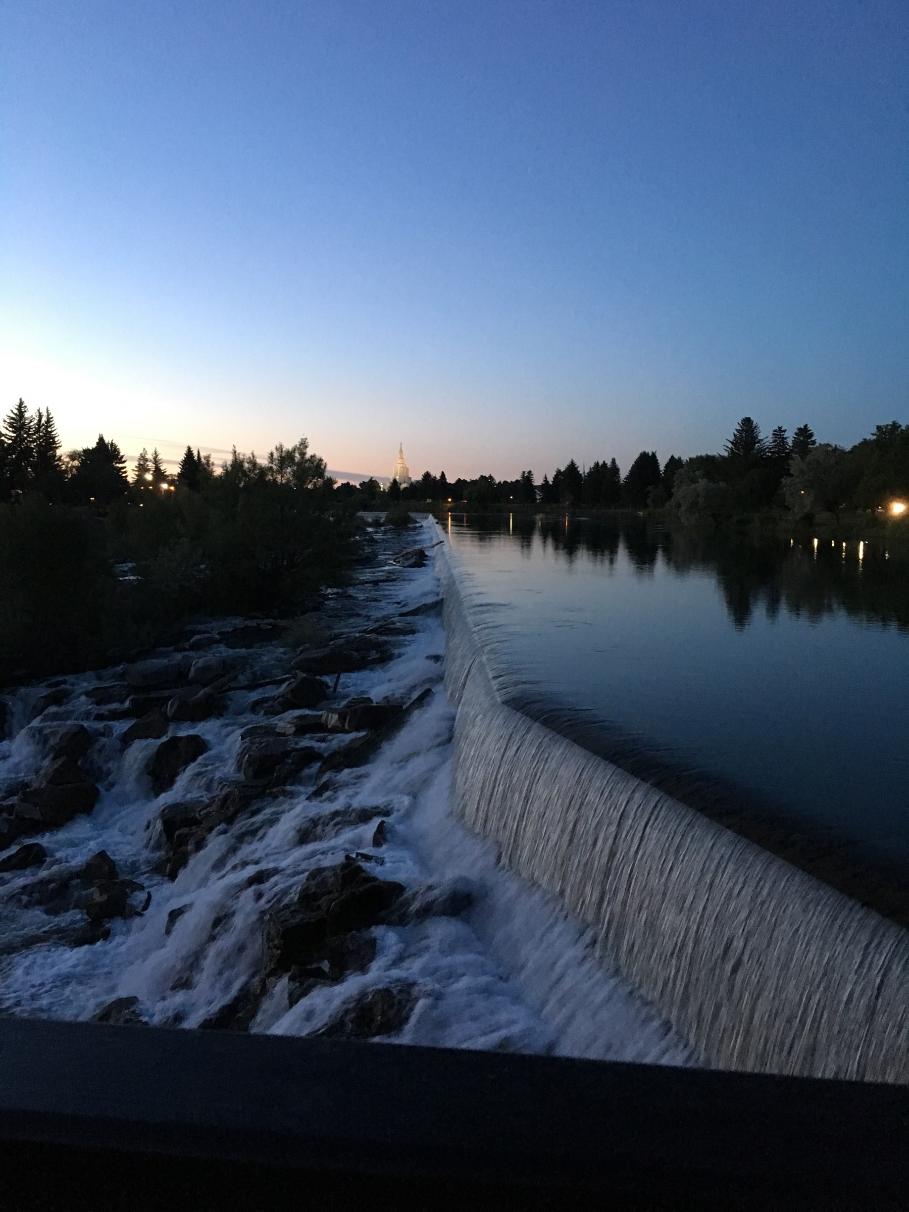 Idaho Falls：Land of the Lush Green Landscapes and Breathtaking Waterfalls –  skyticket Travel Guide