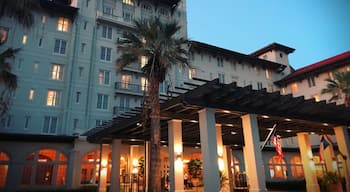 One of our favorite little weekend getaways is a quick 45 minute drive from Houston. The Hotel Galvez and Spa has been the grand hotel of the Galveston sea wall since 1911. Originally built to help Galveston tourism recover from the devastation of the great hurricane of 1900 that almost ended the life of this island city. Charming architecture, beautiful pool, great bars and amenities. Given its age and history it has more than a few ghost stories as well. The Hotel is a member of Historic Hotels of America, the official program of the National Trust for Historic Preservation.