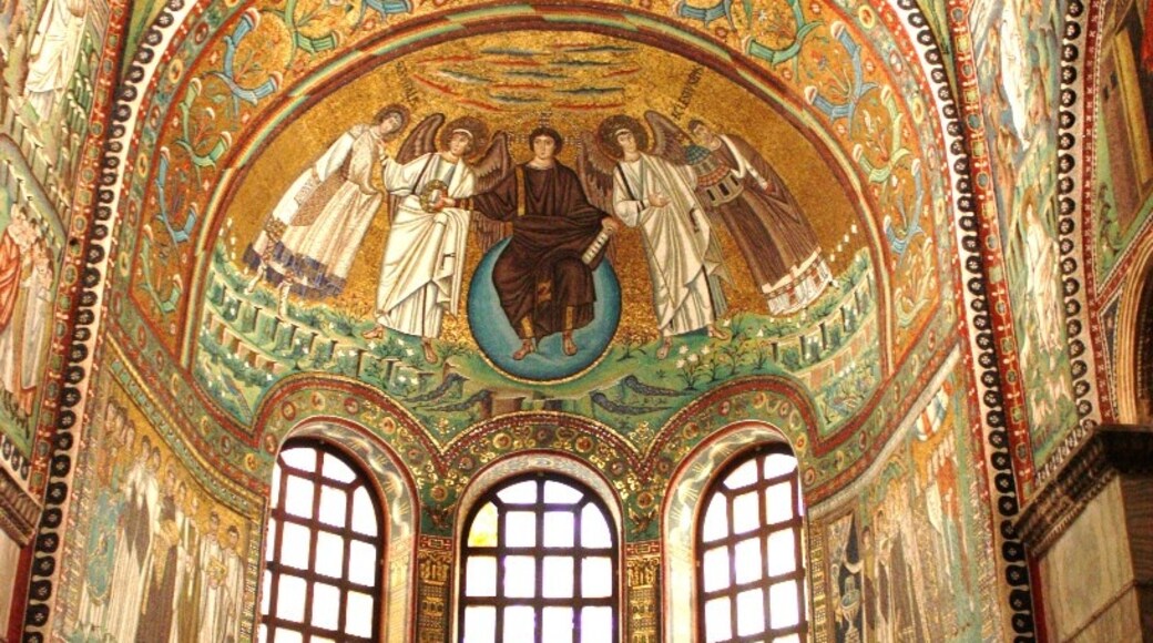 Basilica of Sant' Apollinare Nuovo, Ravenna, Emilia-Romagna, Italy