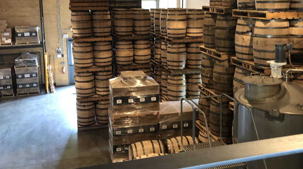woodinville whiskey co. tours