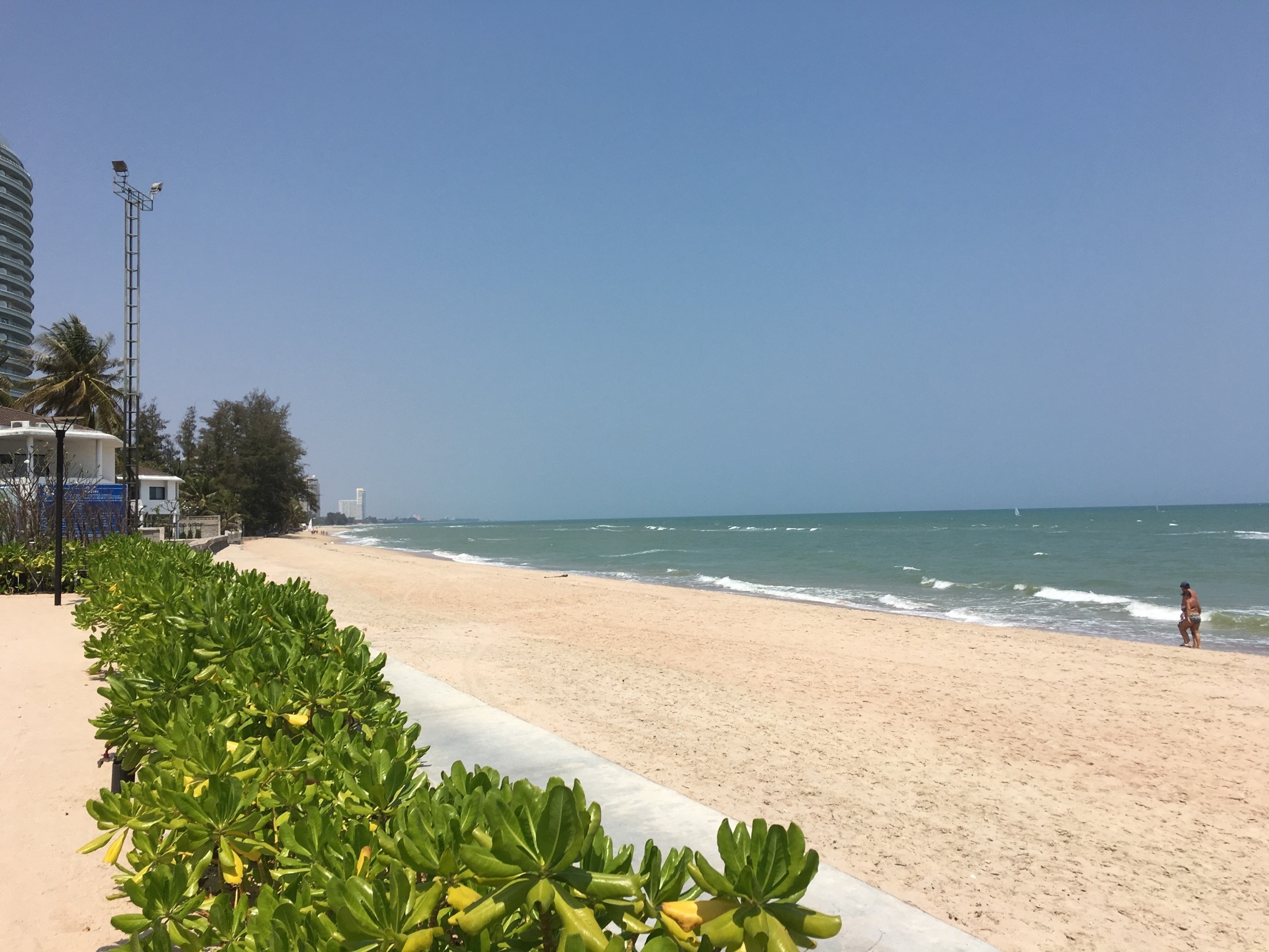 Cha-am in Phetchaburi Province is a quiet beach town that is well worth spending a relaxing holiday there. Not as costly or busy as nearby Hua Hin, Cha-am has plenty of good hotels, great seafood restaurants and a laid-back charm suitable for families.