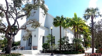 The town hall center at Tradition