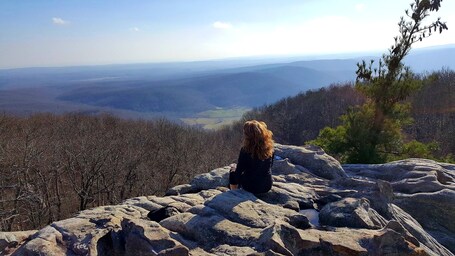 value: "Beautiful views at the overlook. My happy place!!"
