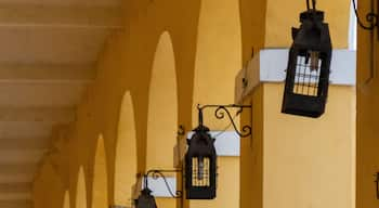 Market place in Cartagena for traditional tourist souvenirs.