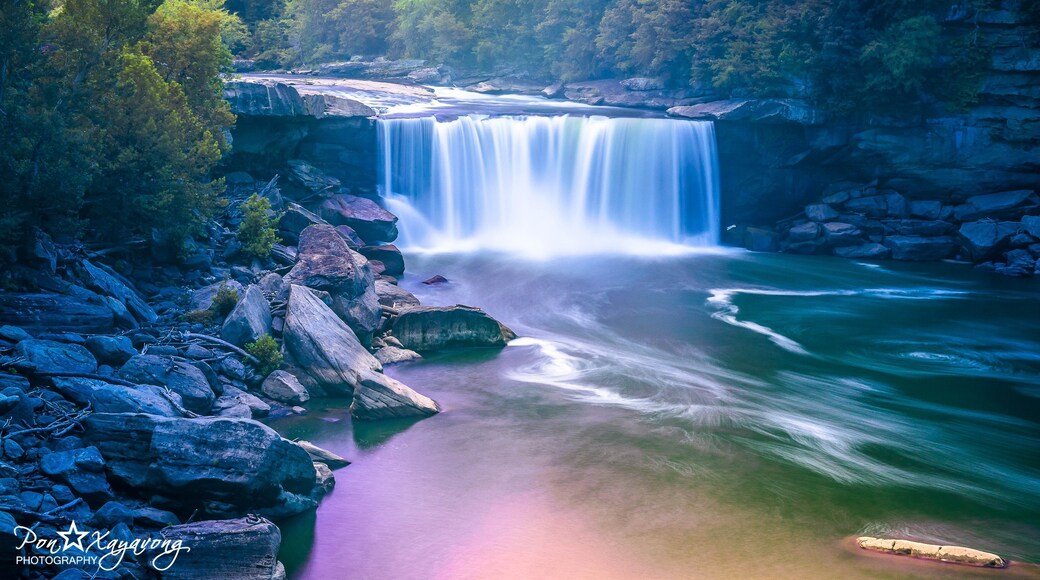 Cumberland Falls (Wasserfall), Parkers Lake, Kentucky, USA