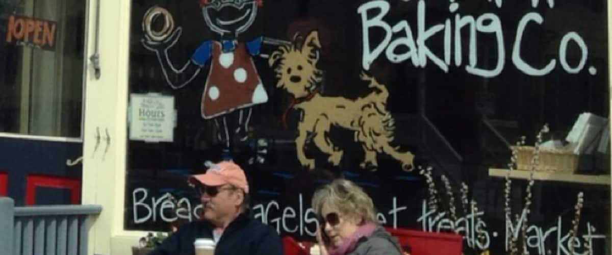 OMG!, my newest discovery lead me to the Best Little Bakery and Espresso House!, the best Cookies they are like 15" round, all freshly made breads and pastries . They also serve wines----