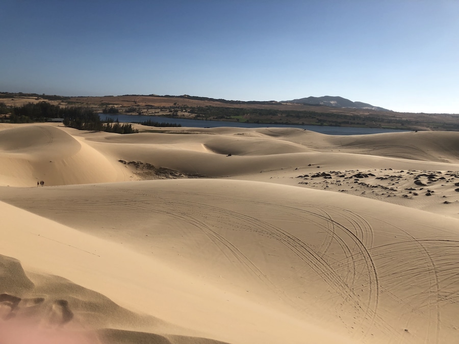 “No matter how long I wait, how long I travelled but I will never stop to look for the oasis in the desert of life and quench my soul to be alive. “
White Sand Dunes
Discover The White Sand Dunes of Vietnam in Hòa Thắng, Vietnam: A desert in southeast Asia, complete with a beautiful lake covered in lotus flowers.
#vietnam #photography #nature #travel #adventure #wonderer #muine #vacation