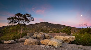 Snagged this beautiful sunset at the you Yang’s at the end of a shoot for a client 😊