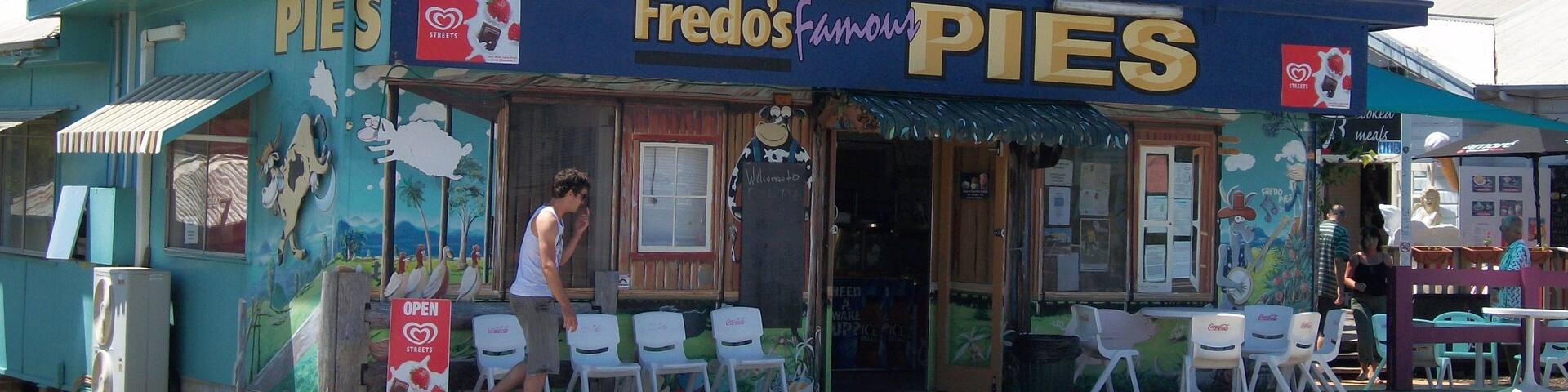 Many many different flavour of pies to try, including crocodile if you are feeling brave!
Visited in 2010 driving down on tour from Brisbane to Melbourne