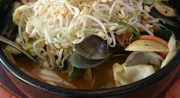 Nagasaki Champon Soup - wonderfuly spice soup with seafoods and noodles like no other 