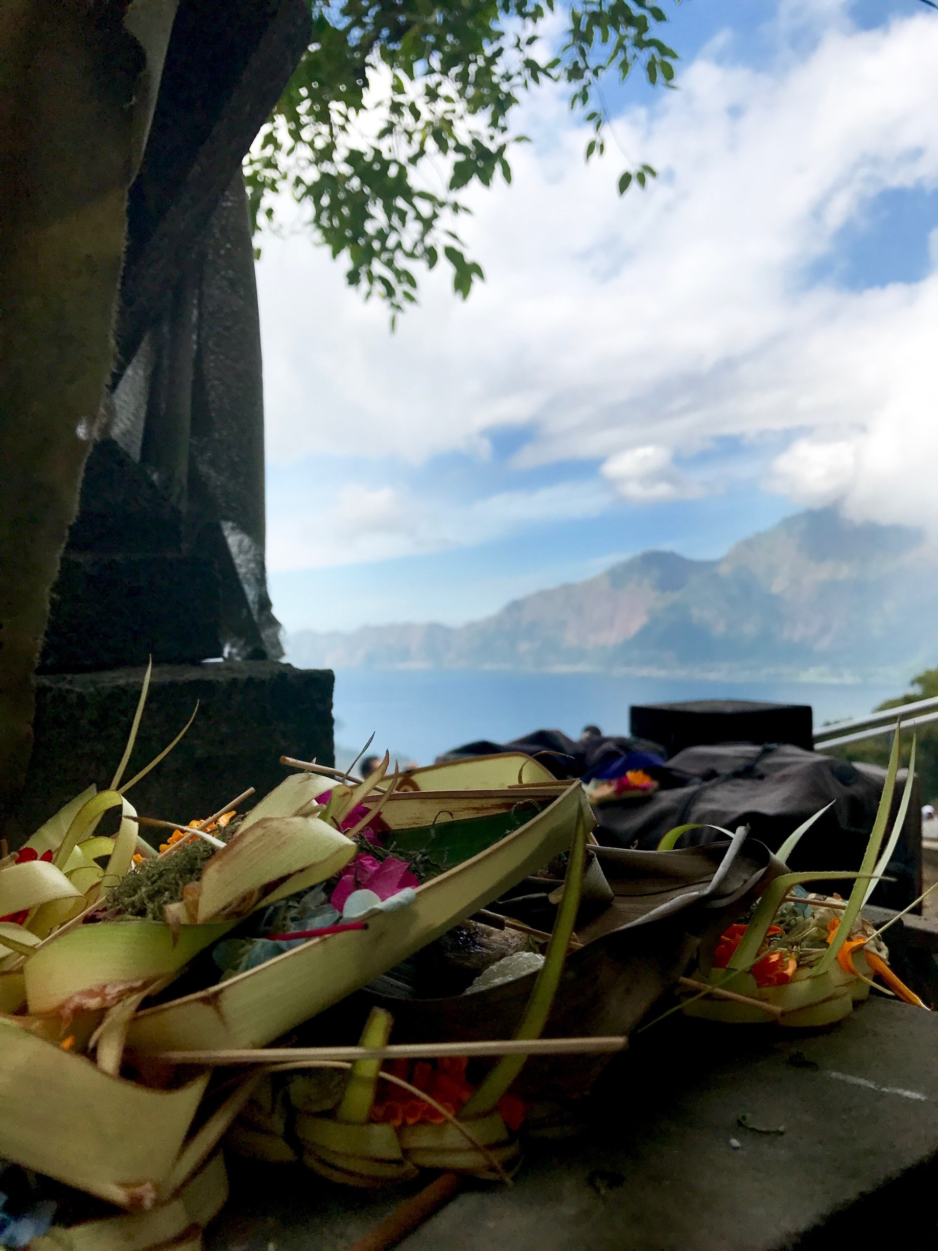 バトゥール山 バリ島旅行 エクスペディア