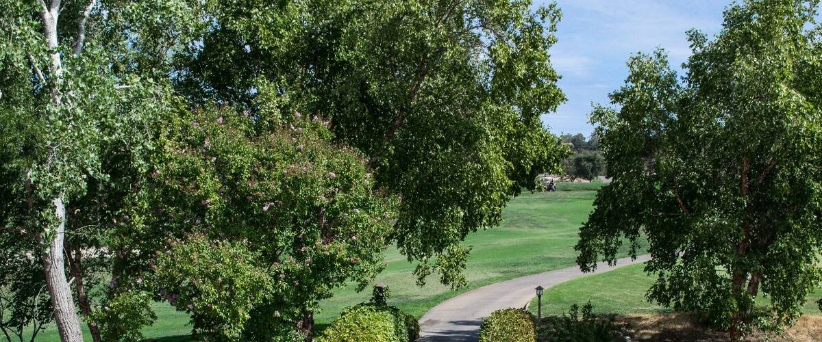 Cool place for a wedding. When entering Catta Verdera, the address shows up correctly as Lincoln but changes to Virginiatown when saved.