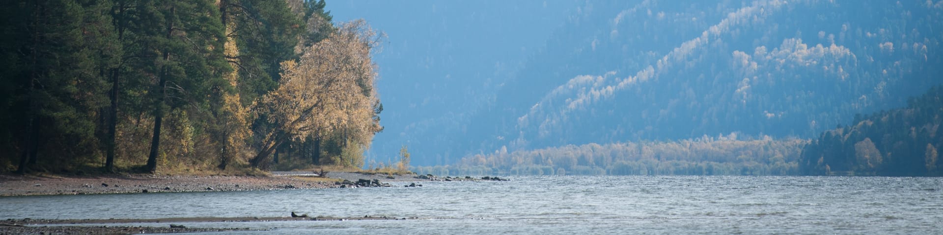 The only moment during our Altai trip when I felt truly relaxed. I just sat on a bench and lost myself in the brown leaves and the cool air.
#waterlust #GreatOutdoors #blue