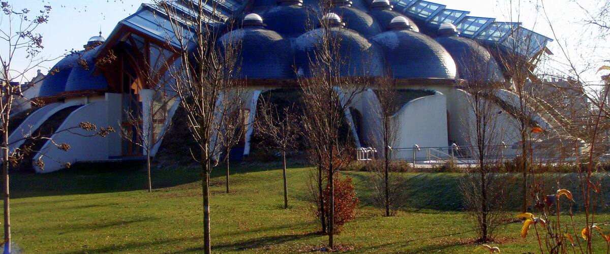 Fantastical Organic Architecture of Hungary's Imre Makovecz - Makói Hagymatikum Fürdő (baths)#StunningStructures
