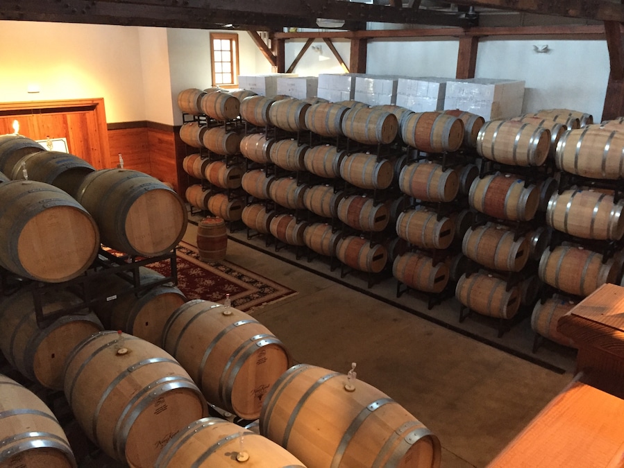 Neat place, good wine