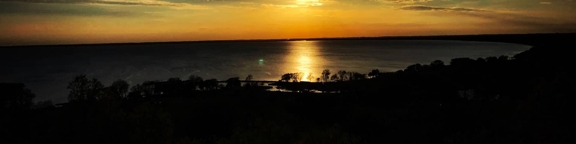 So beautiful 
.
.
.
#sunsets #beautiful #landscape #adventure