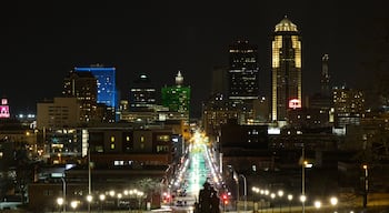 View into downtown from the Capitol Building.

#capitol #desmoines #city #downtown