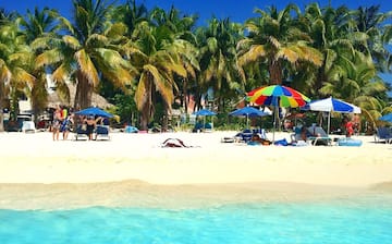 Cocal Beach, Isla Mujeres, Quintana Roo, Mexico