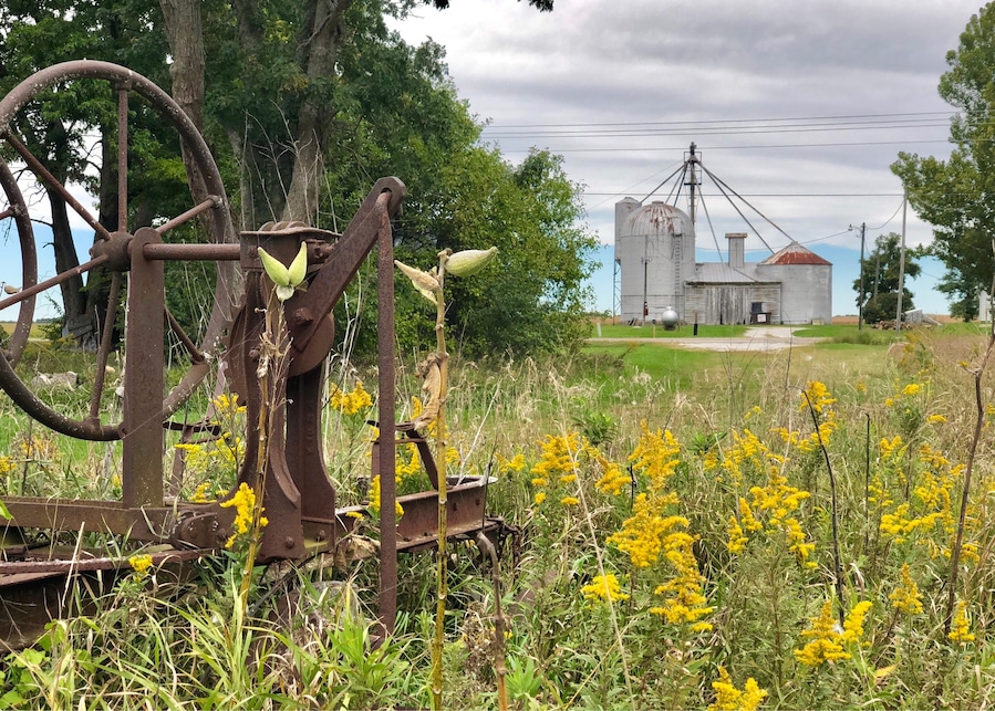 Pretty farm equipment and farm