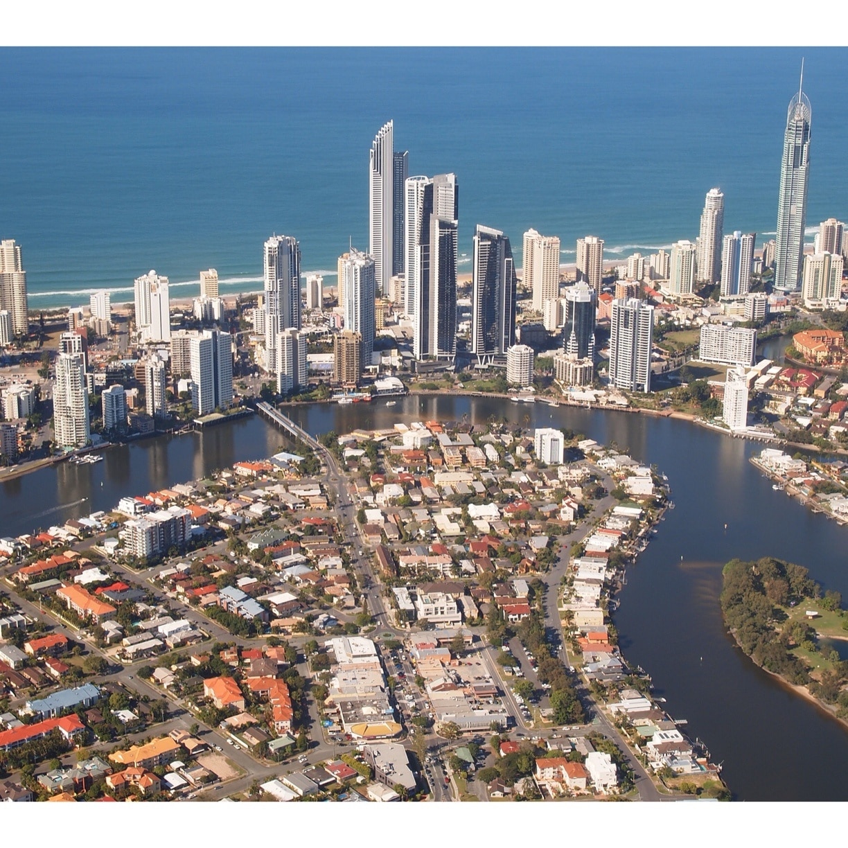 Vibe Hotel Gold Coast - 4 HRS star hotel in Surfers Paradise (State of  Queensland)