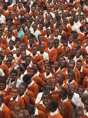 GS Kigeme is a refugee camp school that serves over 10,000 students, 90% of which are from D.R.Congo.
