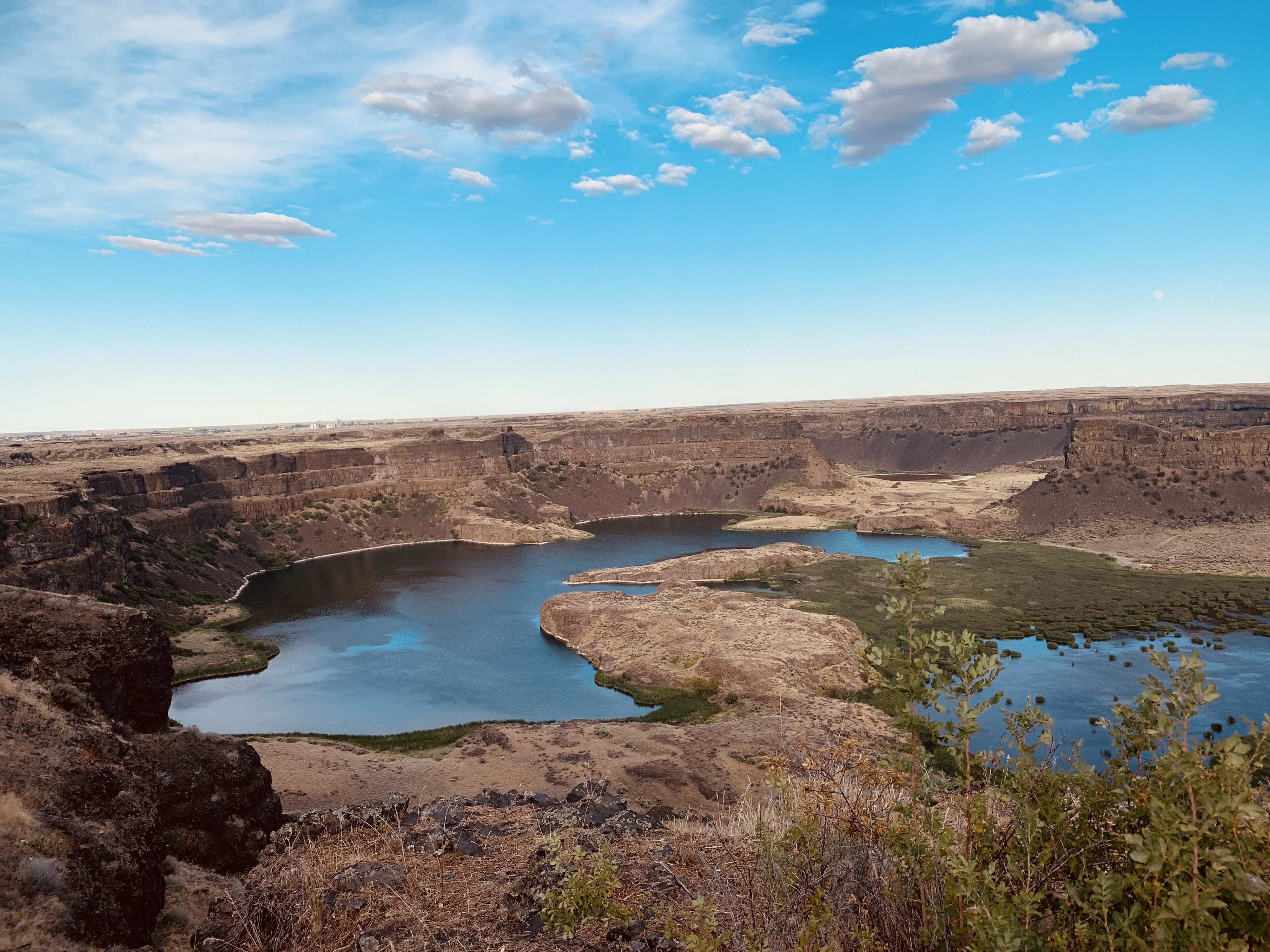 Dry Falls, thought to be the greatest known waterfall that ever existed.