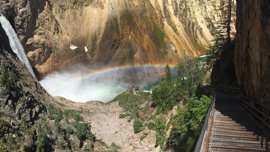 Catarata Upper Yellowstone