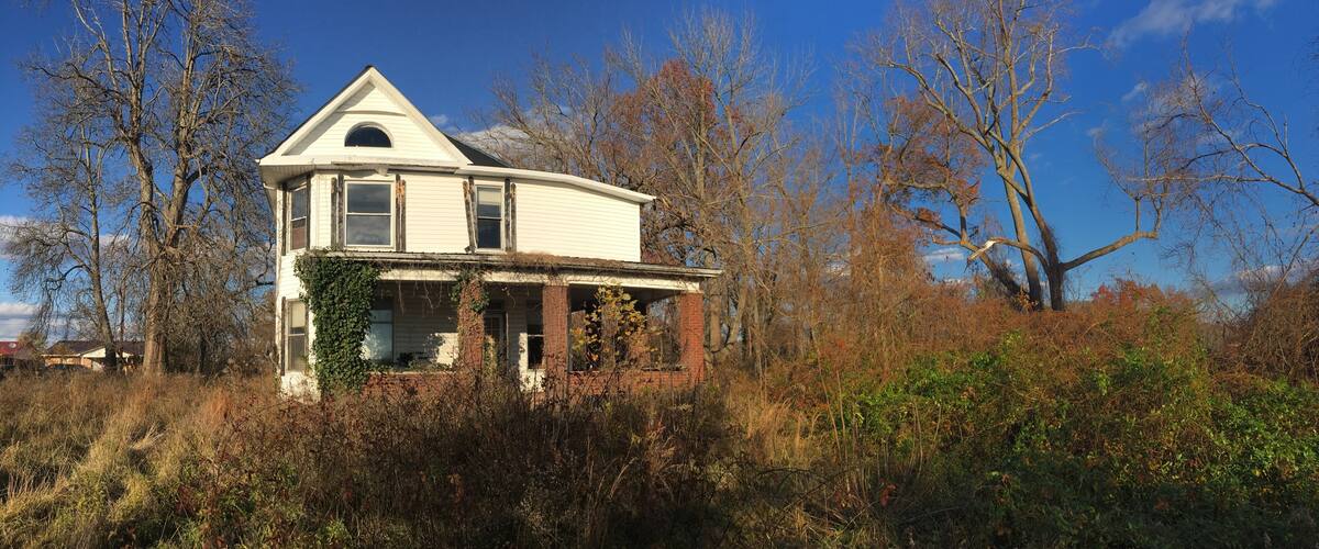 The neighbors are assholes and will come harass you. So I was in, and out (: