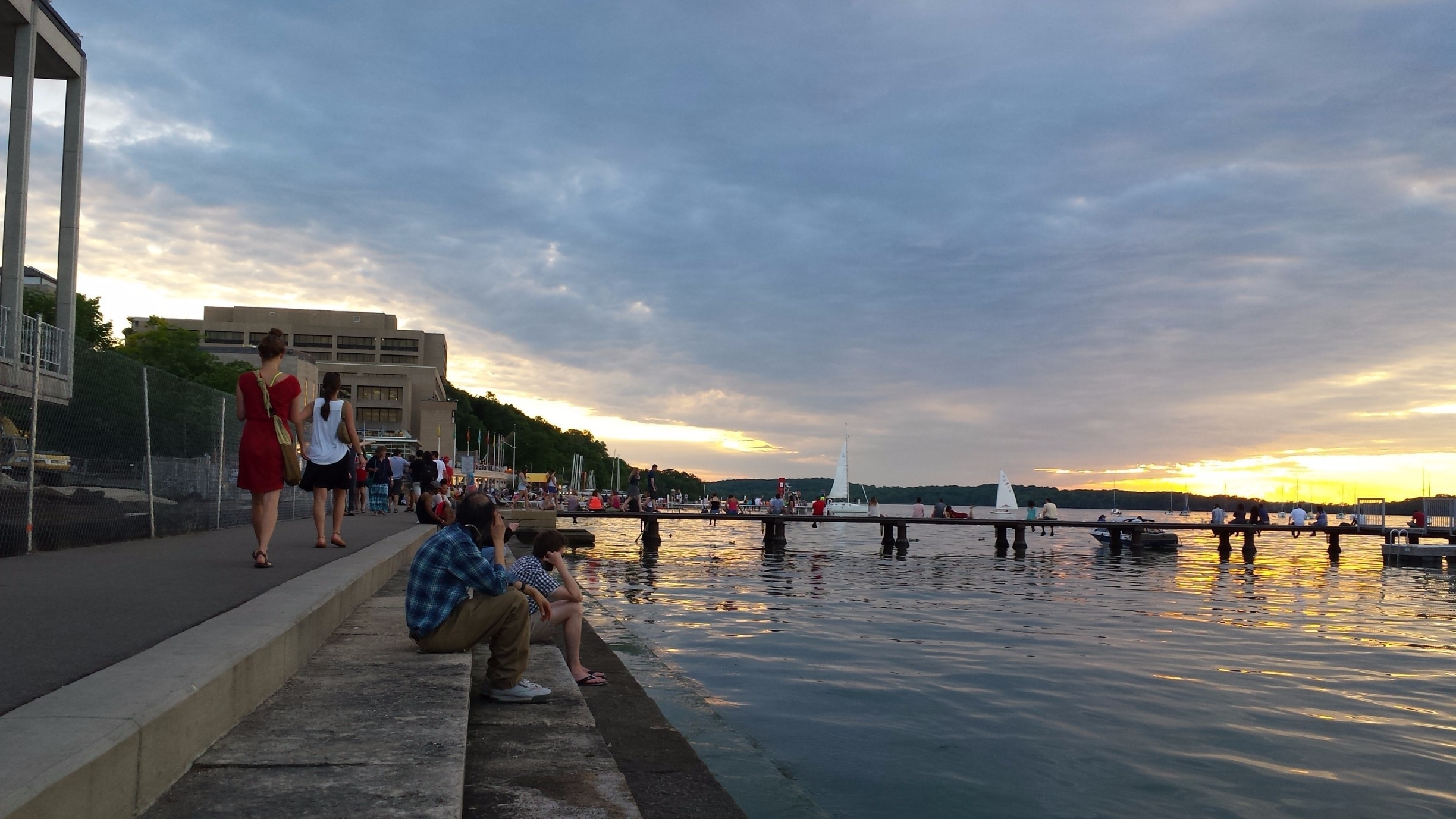 Madison doesn't suck.  Awesome evening on union terrace. 