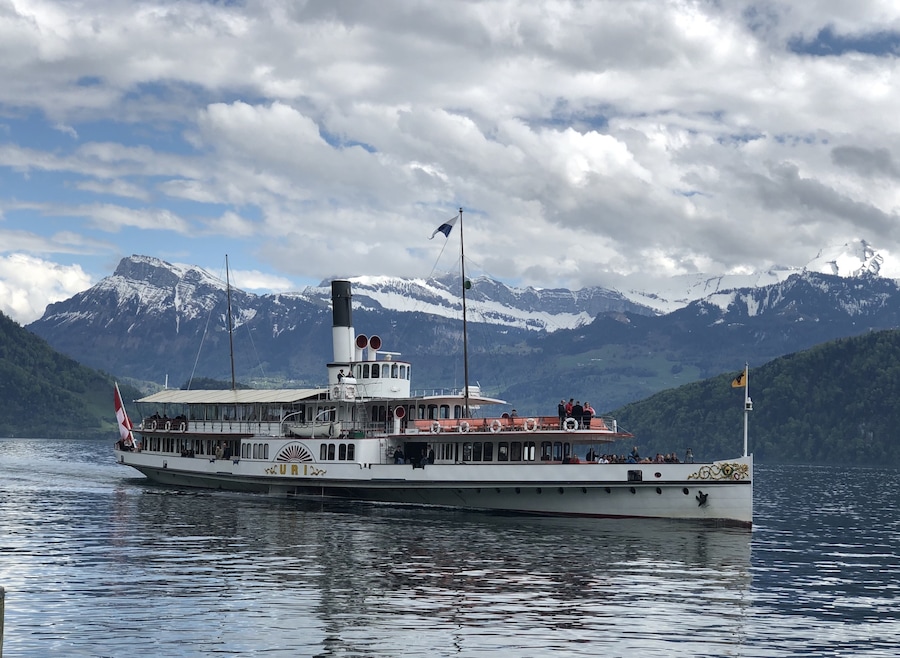 #Contest #Weggis #Boat #Switzerland #Suisse#Schweiz #HeavenonEarth #Culture