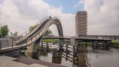 Purmerend has the coolest bridge that I ever crossed. Being in Holland the bridge is designed for the many modes of transportation, feet, bikes and boats.