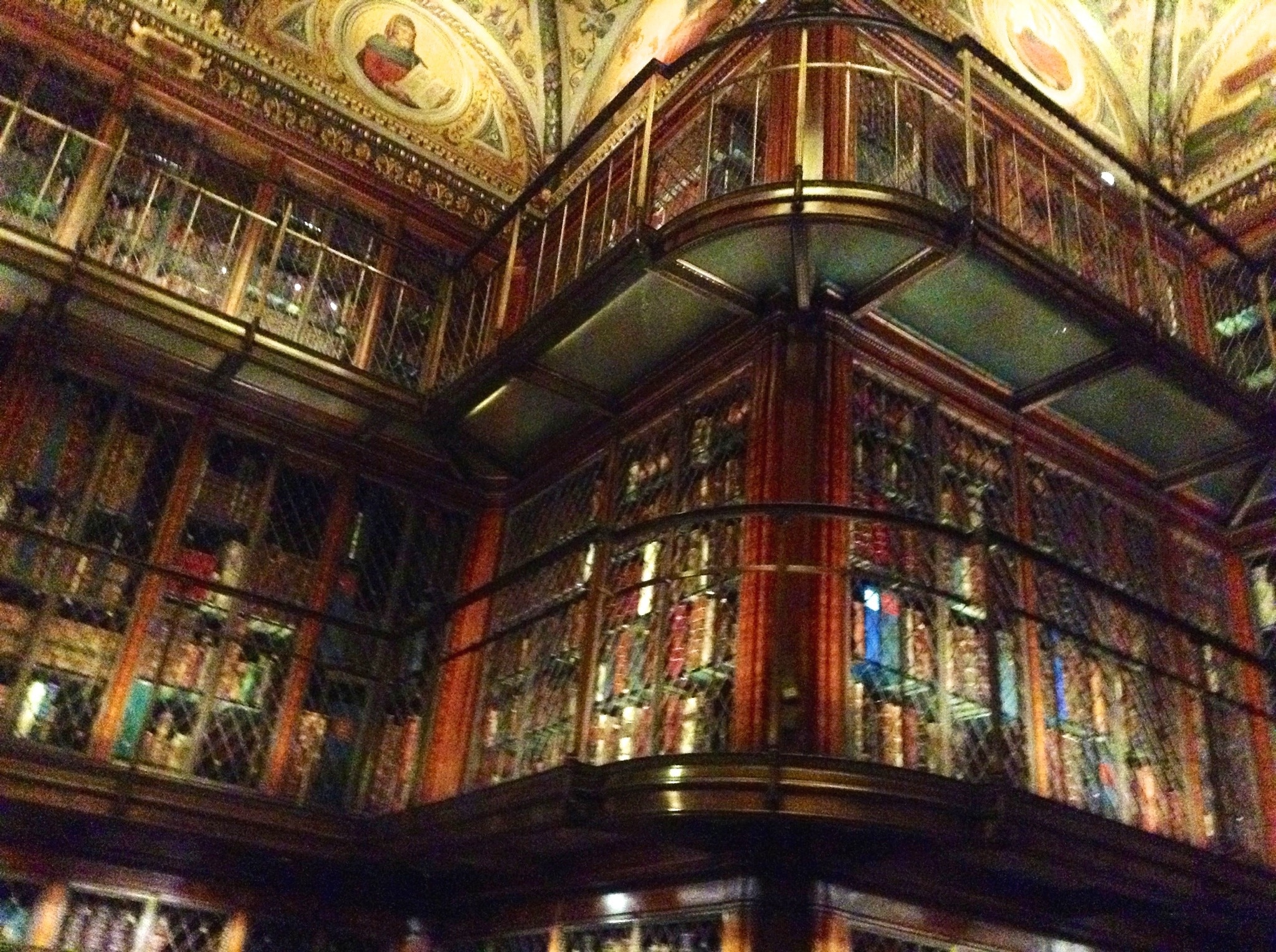 The original 1906 private library of financier Pierpont Morgan is breathtaking and his enormous collection of rare books, manuscripts, drawings and other uncommon pieces rivals any national collections.

#Museums #NewYork #NYC