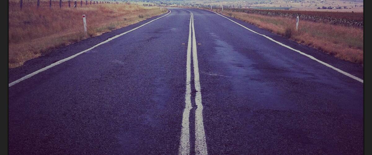 Road tripping in Australia heading to the sunflower farms on the Darling Downs, Queensland #OnTheRoad