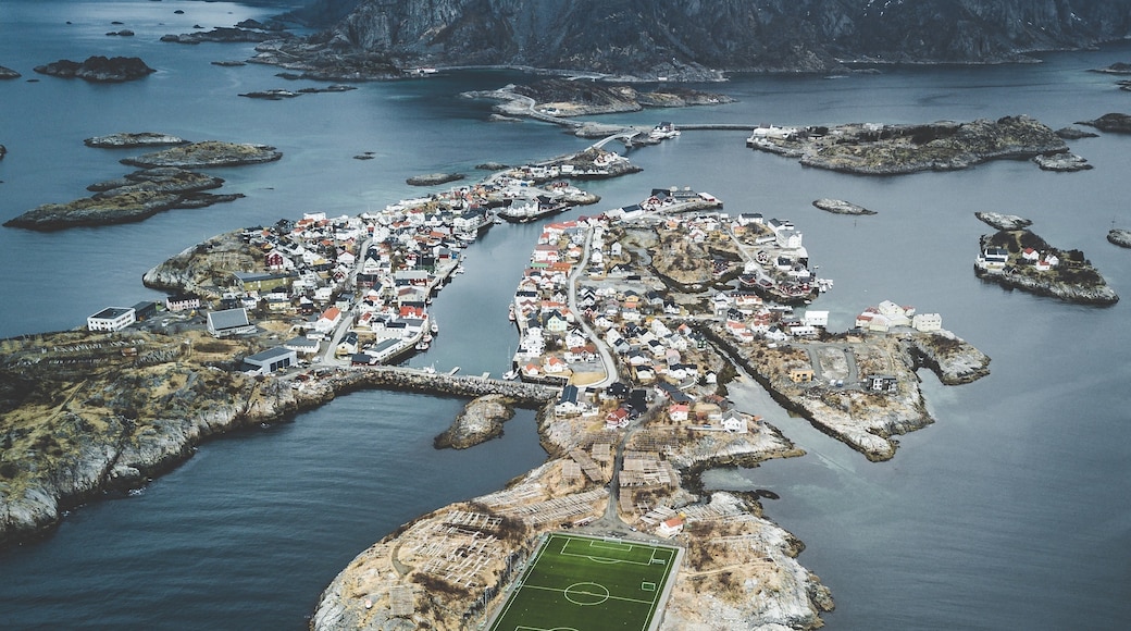 Henningsvær, Vågan, Nordland (Provinz), Norwegen