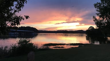 Harrison Bay, Tennessee has some of the best sunsets in the Chattanooga area. #Adventure along the water and enjoy the colors! Bring your fishing boat, rafts and a cold drink.
