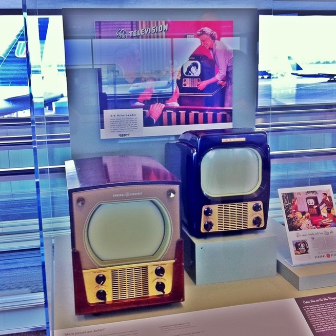 Cool Television display at SFO.