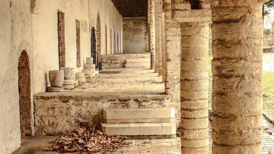 The monastery where Ali Pasha made his last stand in Ioannina. The Byzantine Museum is located in the south-eastern citadel of the castle. A beautiful architectural set.