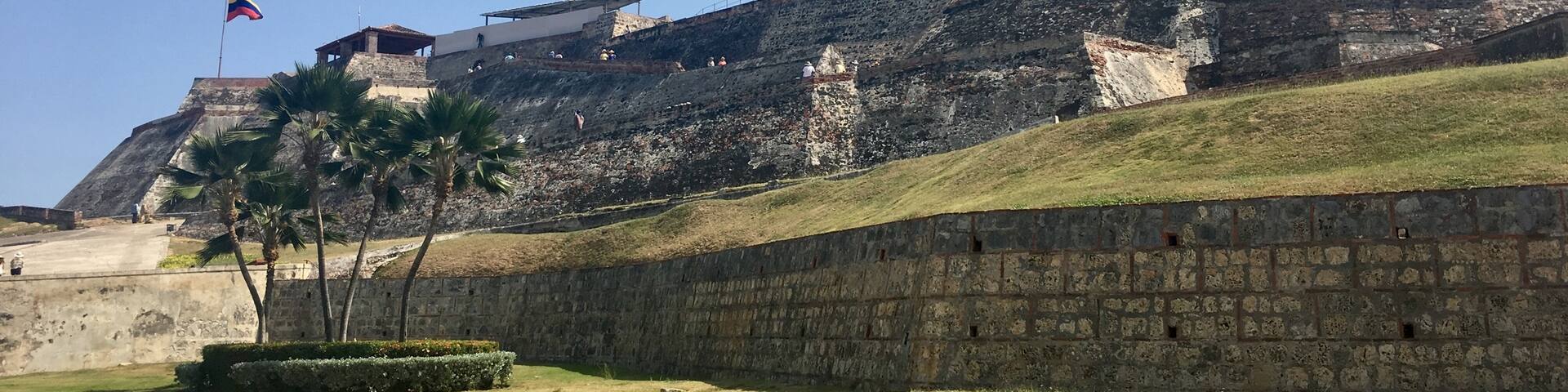 Castillo San Felipe where you can find Blas de Lezo statue